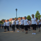 Csaknem száz szenior örömtáncos ropta a főtéren