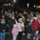 Felgyúlt a második gyertya is városunk adventi koszorúján