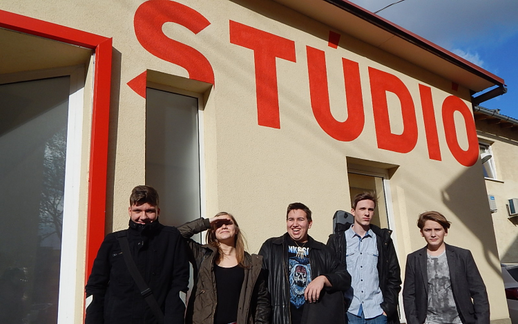 TOVÁBB JUTOTT A ROCKTÁBOR ZENEKARA