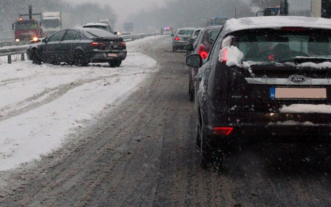 Téli gumit vagy négy évszakosat vegyek?