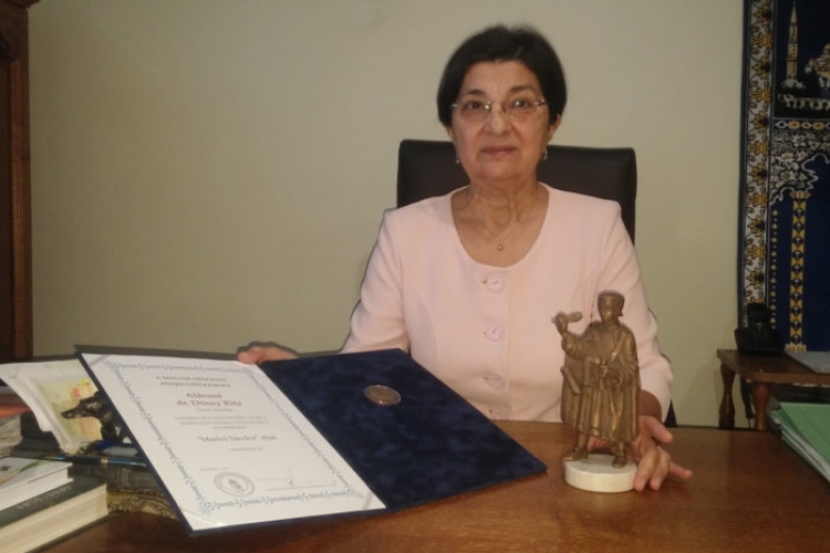 Rangos díjat kapott Alácsné dr. Dósay Rita 