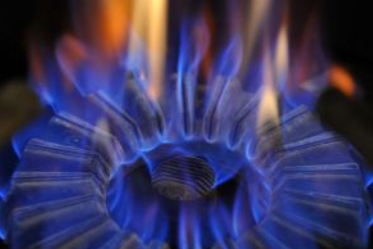 Rezsicsökkentés: Vizsgálat indul az E.ON ellen