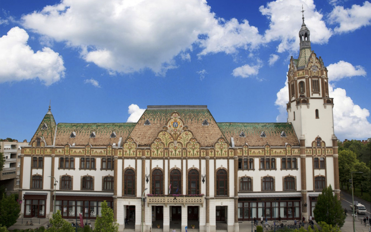 Így változik a félegyházi intézmények és sportlétesítmények működése év végéig