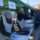 Régmúlt idők disznóvágási hangulatát idézték fel a városközpontban