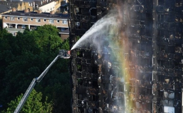 Lakásokat vásárolt a brit kormány a londoni tűzvész károsultjainak