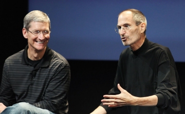A haldokló Steve Jobs nem engedte, hogy Tim Cook a májdonora legyen