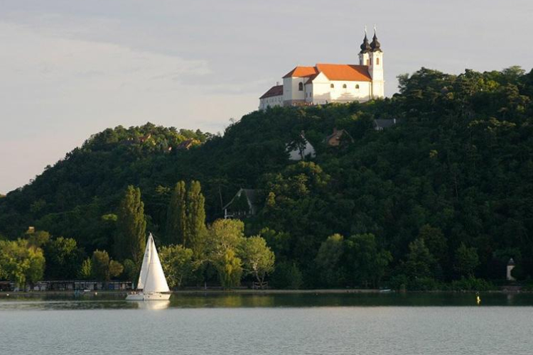 Ősszel a Balatonnál