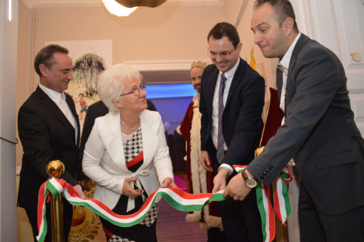 Népmese pont nyílt a Szakmaköziben