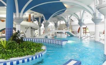 Kupolás barlangmedencével épül termálfürdő Lakiteleken