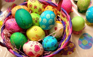 Húsvéti tojásfestés természetesen