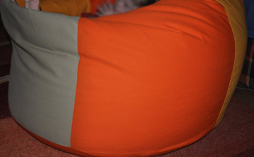 Helikopterrel keresték a fiúcskát, miközben otthon aludt egy babzsákfotel alatt