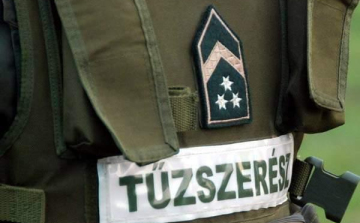 Szelektív hulladékgyűjtőbe dobták ki az aknavetőgránátot