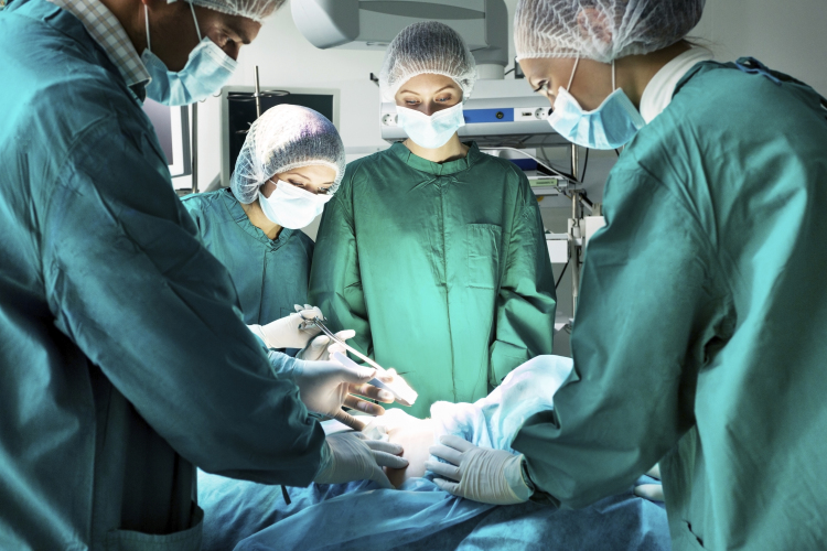 Egy alkoholista veséjét kapta meg a hatgyermekes apa – belehalt 