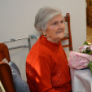 Népes családja köszöntötte 90. születésnapján Terike nénit