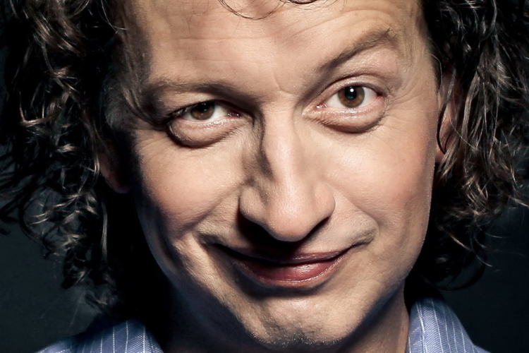 Dr. Csernus hajmeresztő előadása Kiskunfélegyházán