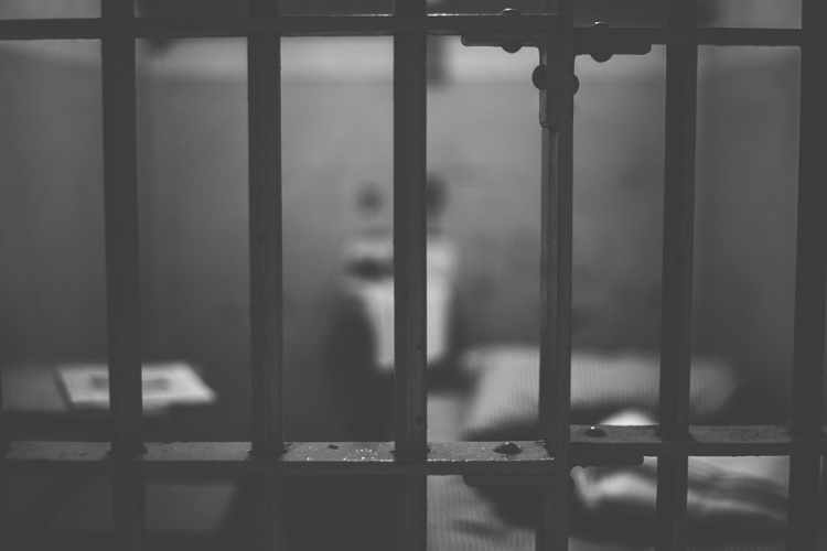 Letöltendő börtönt kapott egy illegális tartalmakat terjesztő férfi