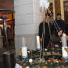 Felgyúlt a második gyertya is városunk adventi koszorúján