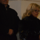 Lobog már az öröm lángja is