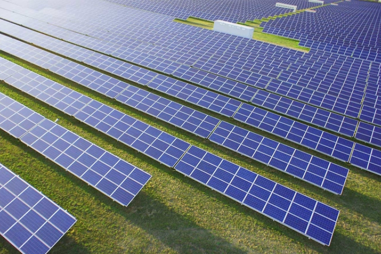 Tizenkilenc naperőművet épített az MVM Csoport Dél-Kelet-Magyarországon