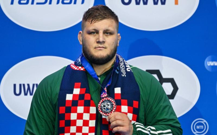 Birkózó-vb - A nehézsúlyú Vitek Dárius ezüstérmes