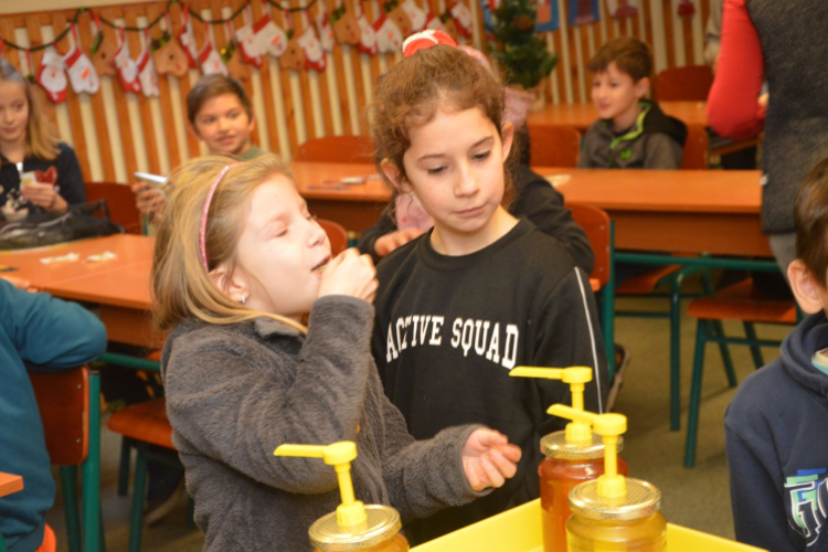 Mézes programmal zárult az Állatvédelmi témahét