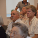 Mindig szívesen látogat haza