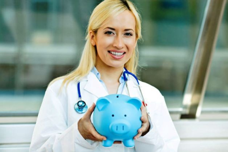 Jelentős béremelés várható az egészségügyben