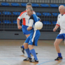 Veteránok rúgják a bőrt a Kész Arénában