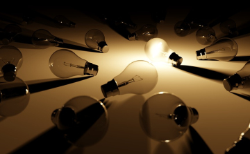 Az izzók mintegy 20 százalékát ki kell vezetni szeptembertől a piacról