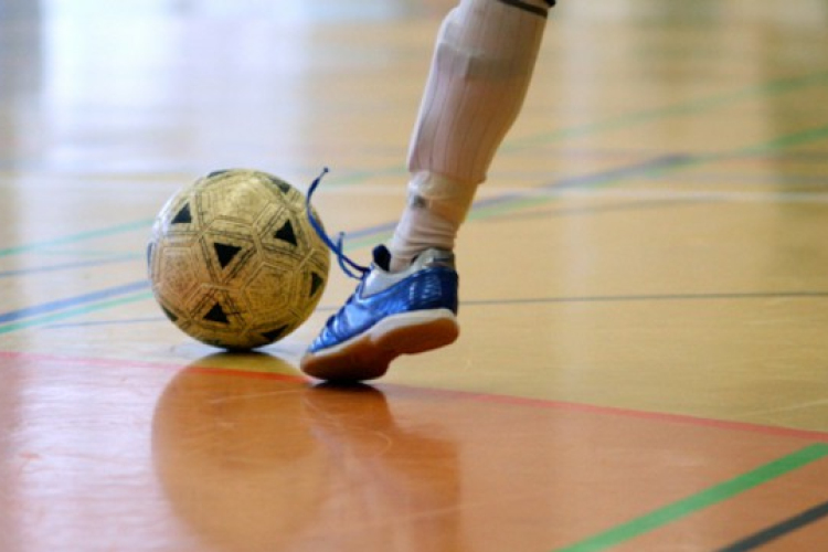 Senior Teremlabdarúgó Torna