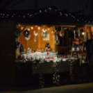 Felgyúlt a második gyertya is városunk adventi koszorúján