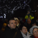 Felgyúlt a második gyertya is városunk adventi koszorúján