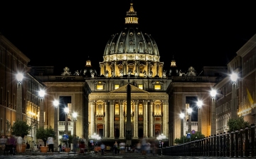 Pedofíliáért jogerősen elítélt egy püspököt a vatikáni bíróság 