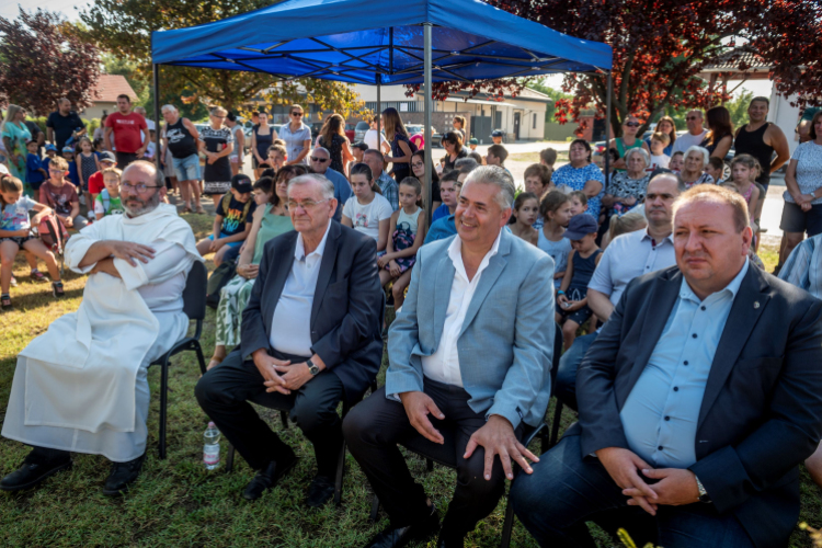 Felújított játszóteret adtak át Petőfiszálláson 