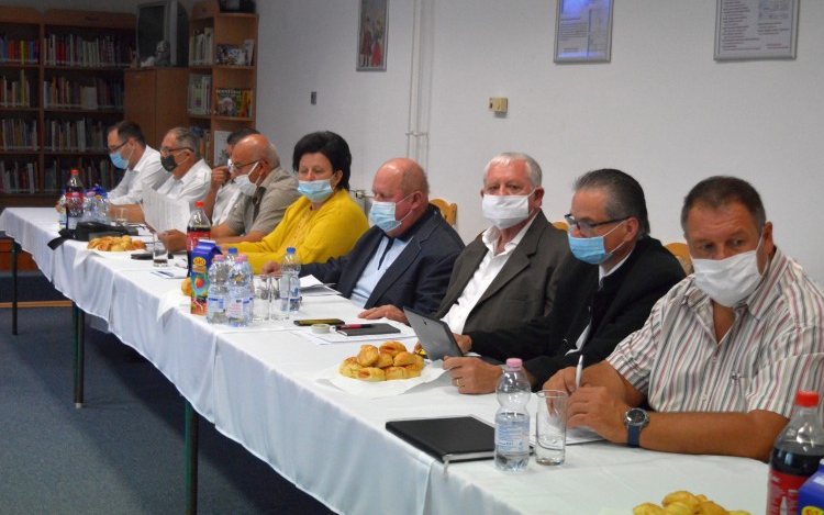 Fontos információkkal tértek haza a polgármesterek