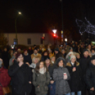 Felgyúlt a második gyertya is városunk adventi koszorúján