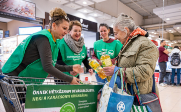 Rekordközeli eredménnyel zárult az élelmiszerbank hétvégi adománygyűjtő akciója