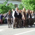 Bolondballagás Kiskunfélegyháza főutcáján