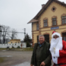 Lovaskocsival járta be Petőfiszállást a Mikulás