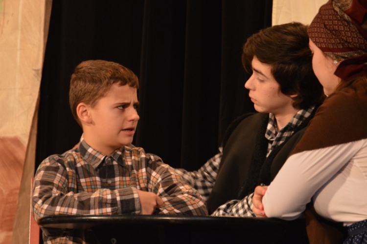 Nívós előadással bűvölték el közönségüket a drámatagozatos diákok