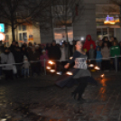 Fellobbant az első láng városunk adventi koszorúján