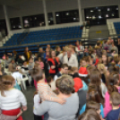 Megtelt a sportcsarnok gyerekekkel