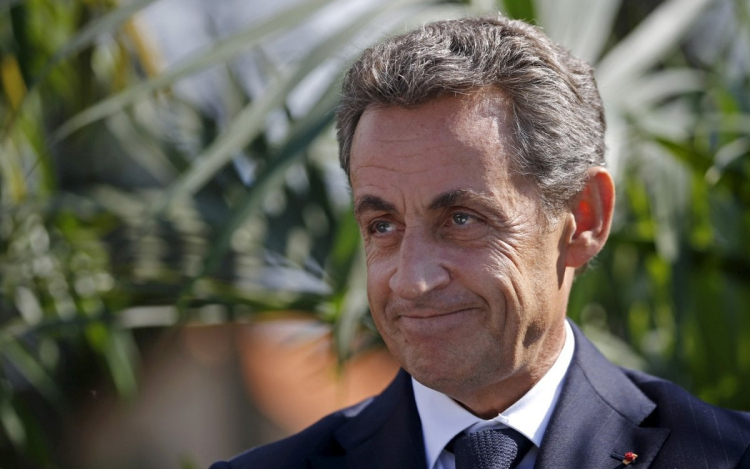 Öt év börtönre ítélte a bíróság Nicolas Sarkozy volt francia elnököt