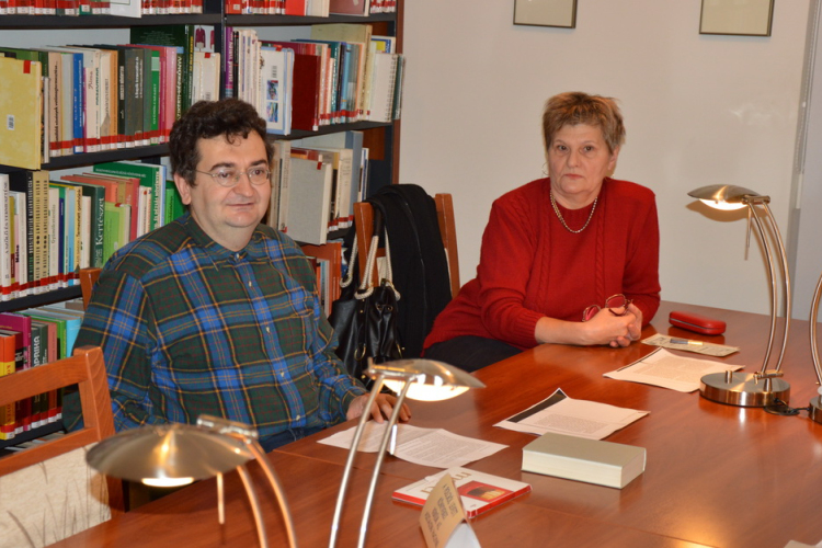 Sziszüphosz mítoszáról a könyvtárban