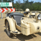 Verőfényes napsütés és remek hangulat az oldalkocsis motoros találkozón