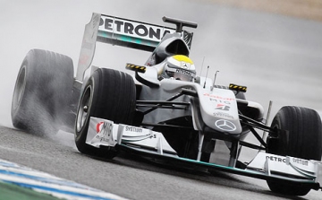 Ausztrál Nagydíj - Mercedes-fölény az első két szabadedzésen