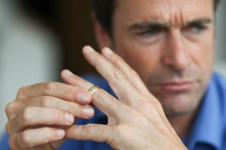 Sose mondd egy férfinak