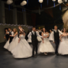 Megkapták kék szalagjaikat a Kossuth iskola végzősei