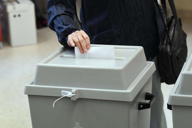 Kevesebben voksolhatnak az önkormányzati választáson, mint az országgyűlésin