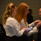 Megkapták kék szalagjaikat a Kossuth iskola végzősei